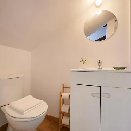 Bairro Alto Nightlife Hub, By Timecooler 리스본