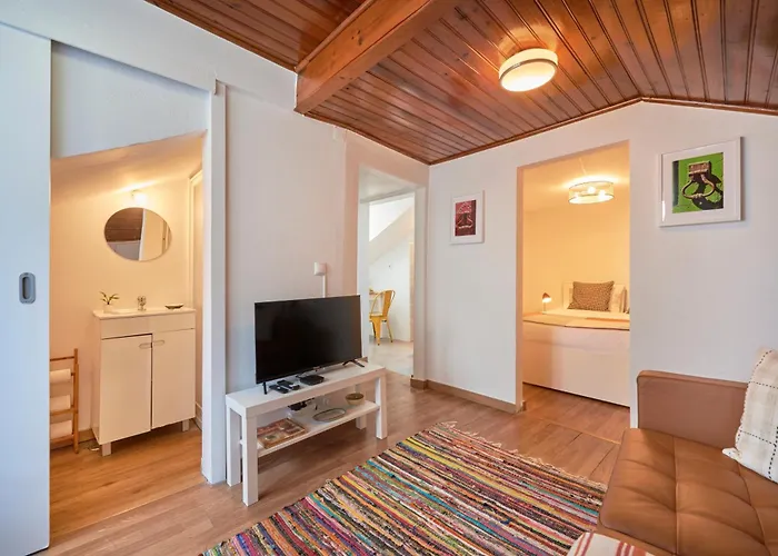 Bairro Alto Nightlife Hub, By Timecooler Apartament *