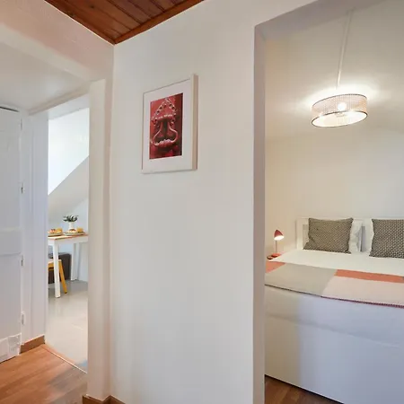 Bairro Alto Nightlife Hub, By Timecooler *